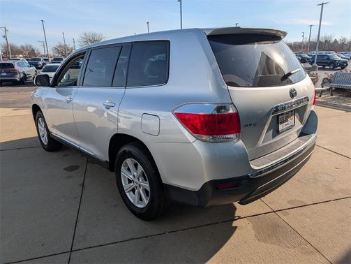2011 Toyota Highlander SE