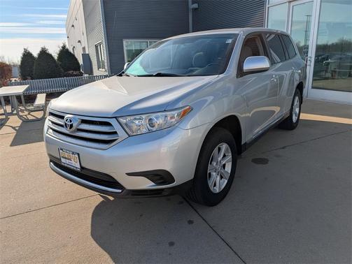 2011 Toyota Highlander SE