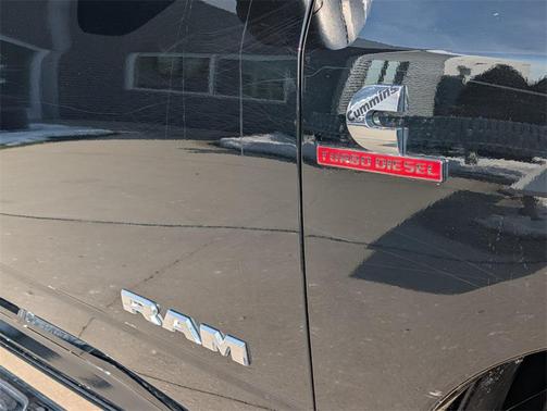 2024 RAM 2500 Big Horn Crew Cab 4x4 8' Box