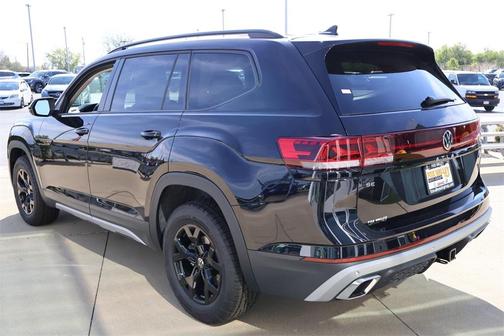 2025 Volkswagen Atlas 2.0T Peak Edition