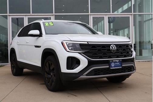 2025 Volkswagen Atlas Cross Sport 2.0T SE w/Technology 4MOTION
