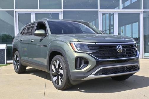 2026 Volkswagen Atlas Cross Sport 2.0T SE w/Technology 4MOTION