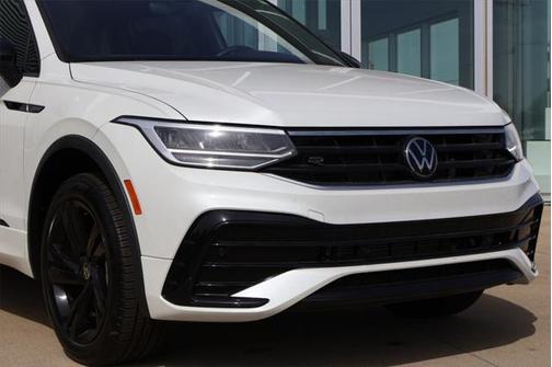 2024 Volkswagen Tiguan 2.0T SE R-Line Black 4MOTION