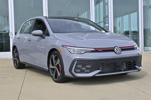 2025 Volkswagen Golf GTI 2.0T SE DSG
