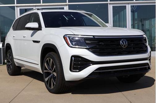 2025 Volkswagen Atlas 2.0T SEL Premium R-Line 4MOTION
