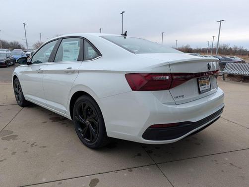 2026 Volkswagen Jetta 1.4T SE