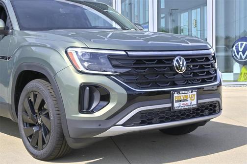 2026 Volkswagen Atlas Cross Sport 2.0T SE w/Technology 4MOTION
