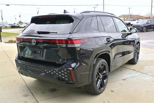 2026 Volkswagen Tiguan 2.0T SE R-Line Black 4MOTION