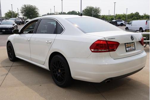 2013 Volkswagen Passat 2.5 SE