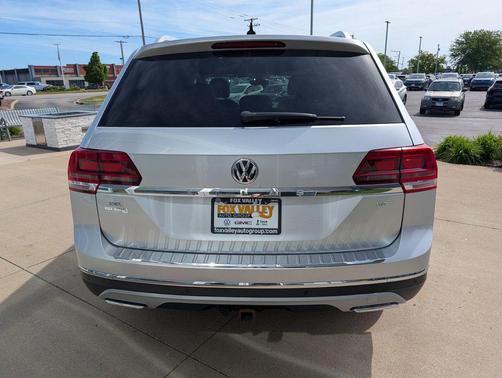 Reflex Silver Metallic 2018 Volkswagen Atlas 3.6L SEL
