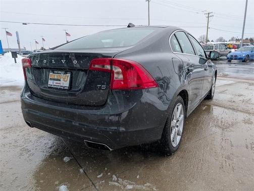 2016 Volvo S60 T5 Drive-E Premier