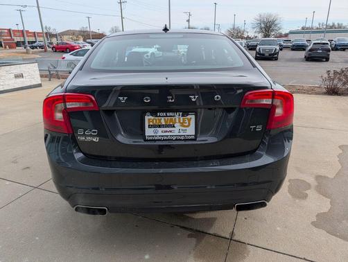 2016 Volvo S60 T5 Drive-E Premier