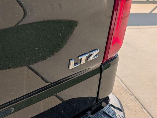 2025 Chevrolet Silverado 1500 LTZ