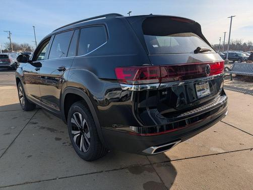 2026 Volkswagen Atlas 2.0T SE