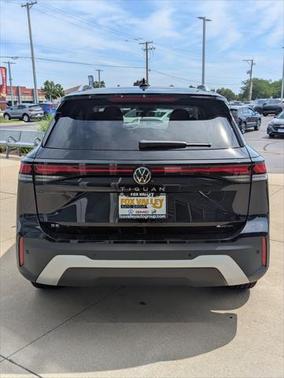 2025 Volkswagen Tiguan 2.0T SE 4MOTION
