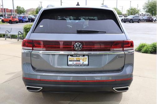 2025 Volkswagen Atlas 2.0T SE
