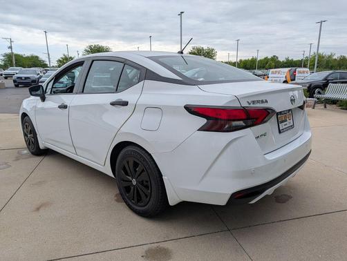 Fresh Powder 2020 Nissan Versa 1.6 S