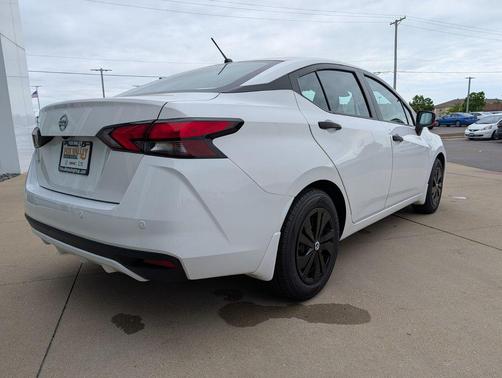 Fresh Powder 2020 Nissan Versa 1.6 S