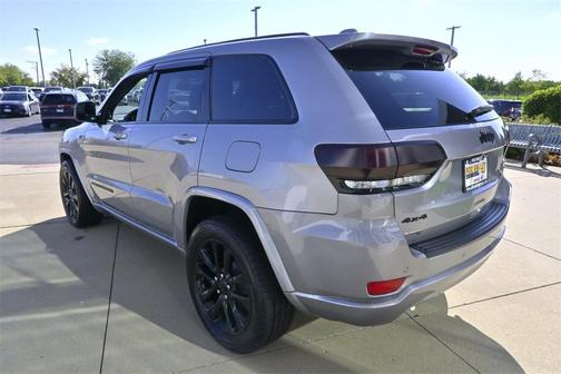 2021 Jeep Grand Cherokee Laredo