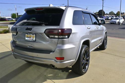 2021 Jeep Grand Cherokee Laredo