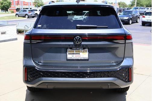 2025 Volkswagen Tiguan 2.0T SE R-Line Black 4MOTION