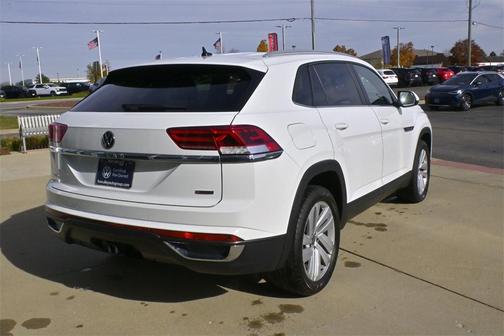 2022 Volkswagen Atlas Cross Sport 3.6L V6 SE w/Technology