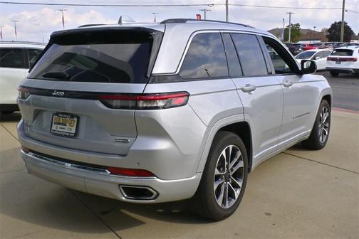 2022 Jeep Grand Cherokee Overland