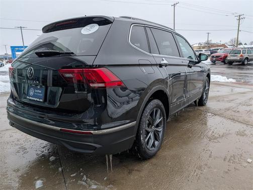 2022 Volkswagen Tiguan 2.0T SE 4MOTION