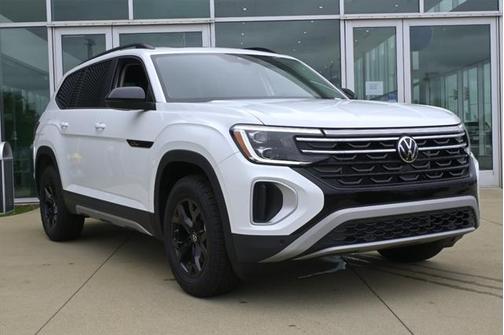 2025 Volkswagen Atlas 2.0T Peak Edition