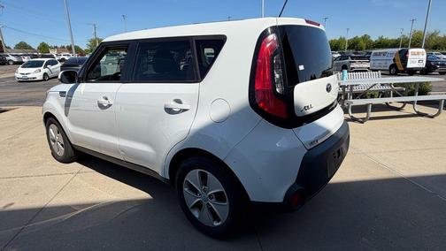 Clear White 2016 Kia Soul Base