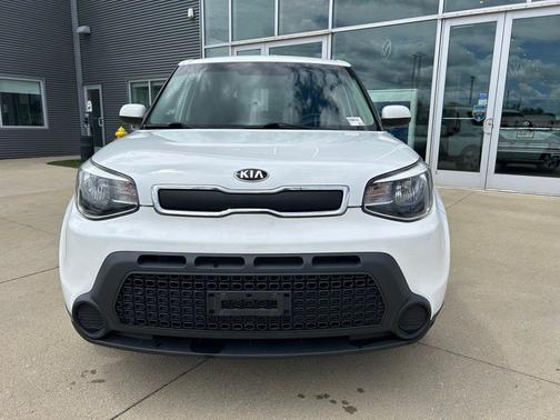 Clear White 2016 Kia Soul Base