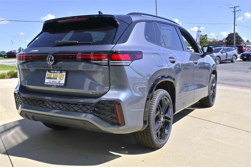 2025 Volkswagen Tiguan 2.0T SE R-Line Black 4MOTION