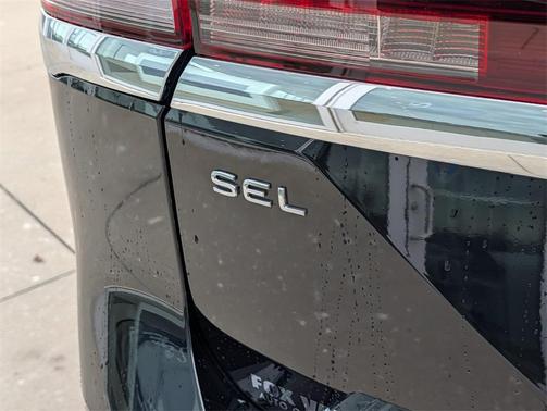 2026 Volkswagen Atlas 2.0T SEL Premium R-Line 4MOTION