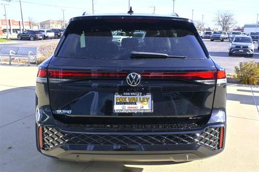 2026 Volkswagen Tiguan 2.0T SE R-Line Black 4MOTION