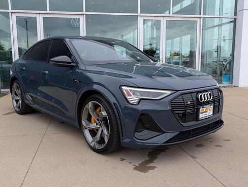 Blue Metallic 2023 Audi e-tron S Sportback Prestige quattro