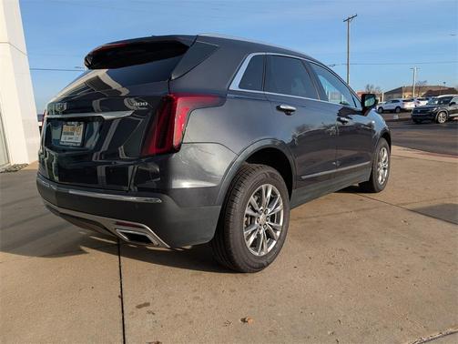 2023 Cadillac XT5 Premium Luxury