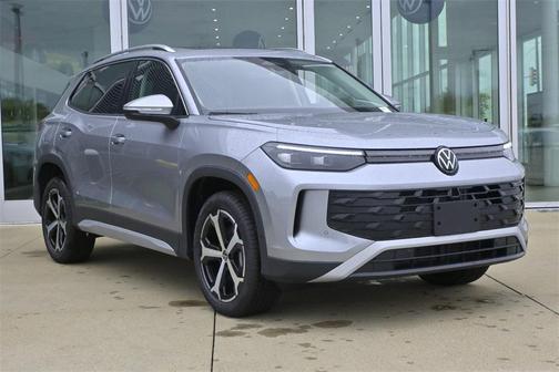 2025 Volkswagen Tiguan 2.0T SE 4MOTION