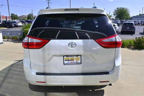 2015 Toyota Sienna XLE