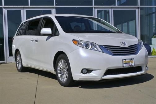 2015 Toyota Sienna XLE