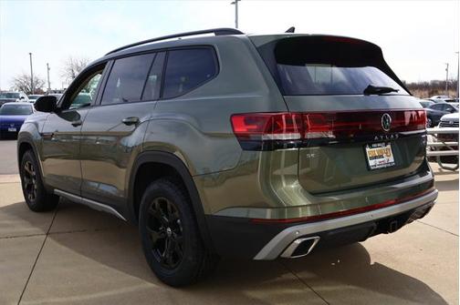 2025 Volkswagen Atlas 2.0T Peak Edition