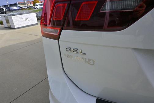 2024 Volkswagen Tiguan 2.0T SEL R-Line 4MOTION