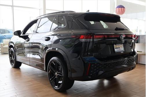 2025 Volkswagen Tiguan 2.0T SE R-Line Black 4MOTION