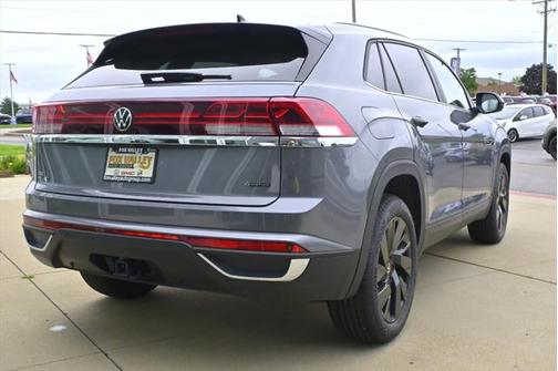 2025 Volkswagen Atlas Cross Sport 2.0T SE w/Technology 4MOTION