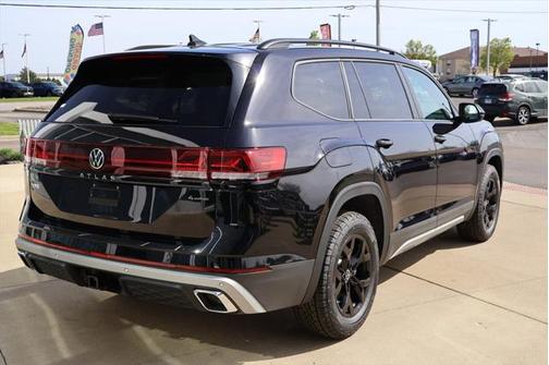 2025 Volkswagen Atlas 2.0T Peak Edition