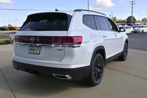 2026 Volkswagen Atlas 2.0T SE w/Technology 4MOTION