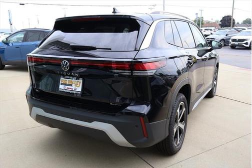 2025 Volkswagen Tiguan 2.0T SE 4MOTION