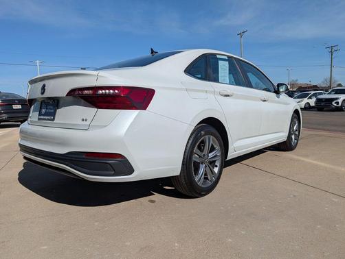 2024 Volkswagen Jetta 1.5T SE