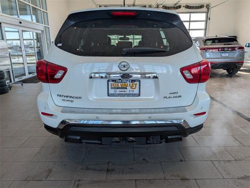2017 Nissan Pathfinder Platinum
