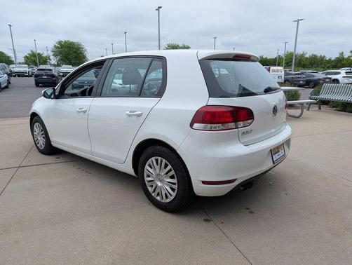 Candy White 2011 Volkswagen Golf 2.5L
