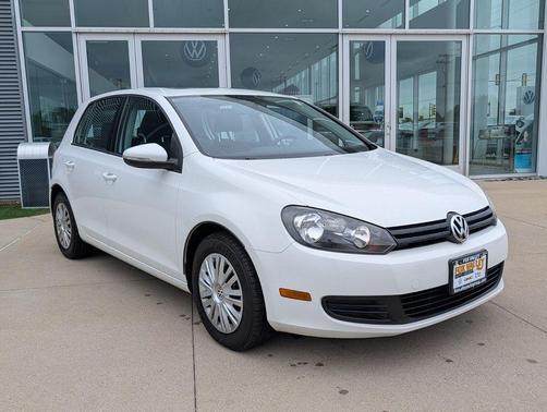 Candy White 2011 Volkswagen Golf 2.5L